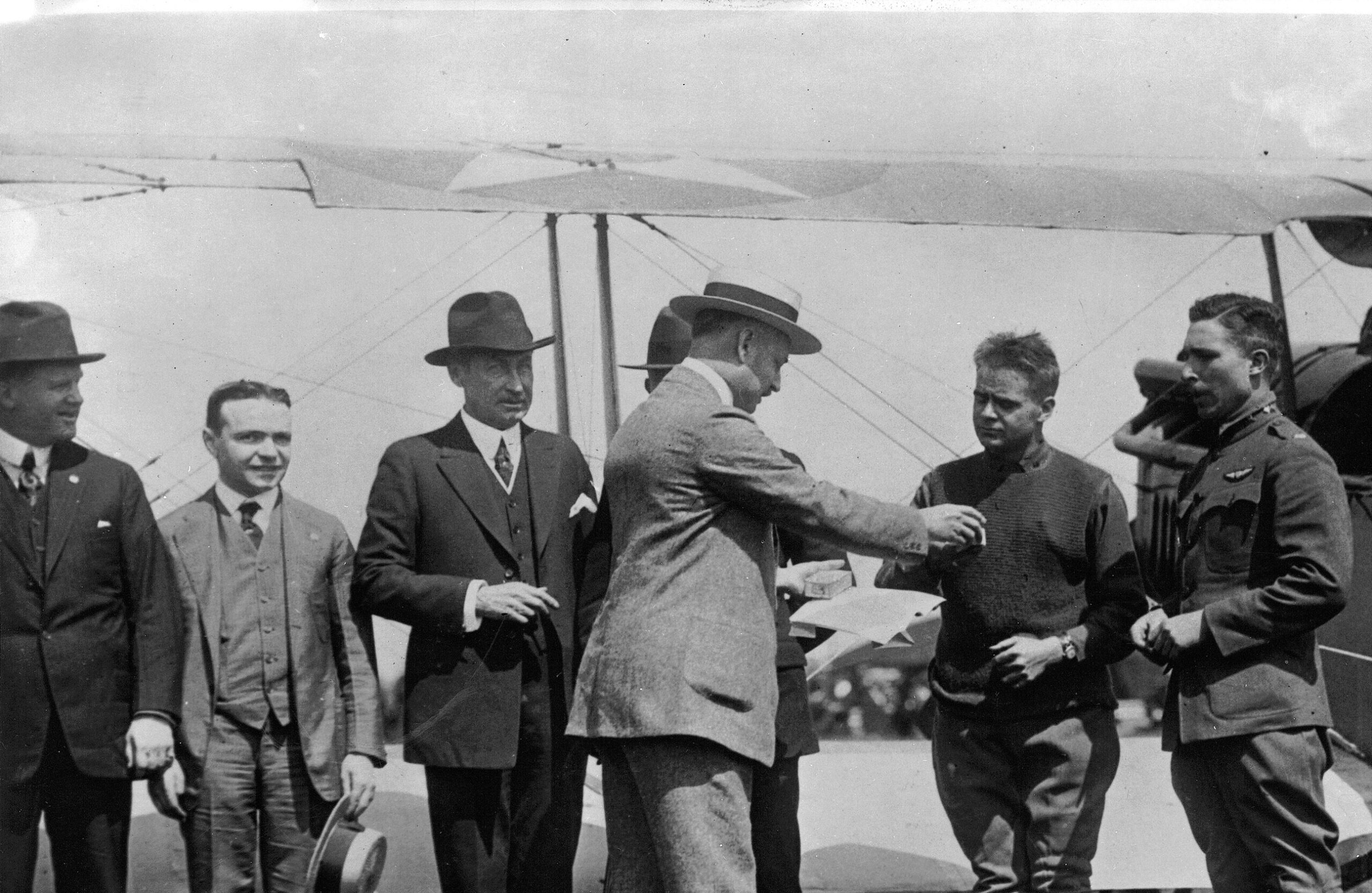 Air Force pilots receiving Hamilton watches on 15th of may 1918