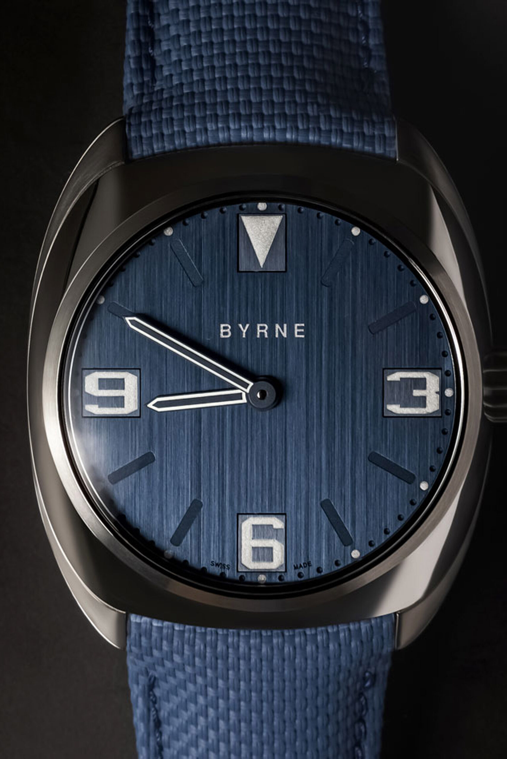 Byrne Gyro Dial Blue Number 5 close up